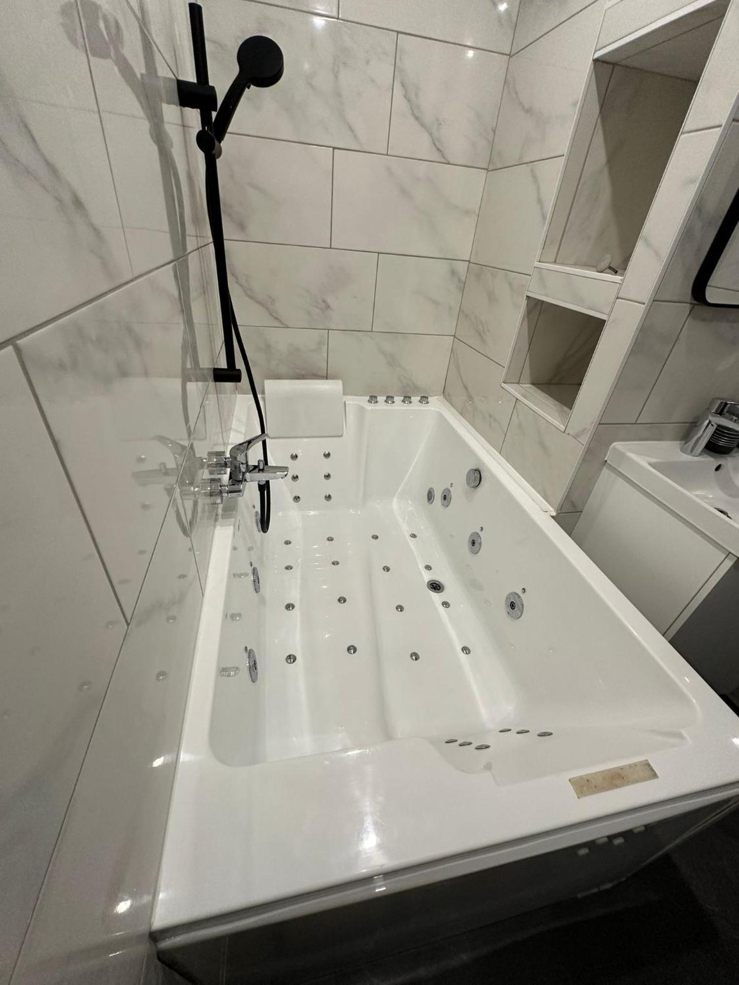 Studio Jaccuzzi A 2 Min Davignon Les Angles  المظهر الخارجي الصورة