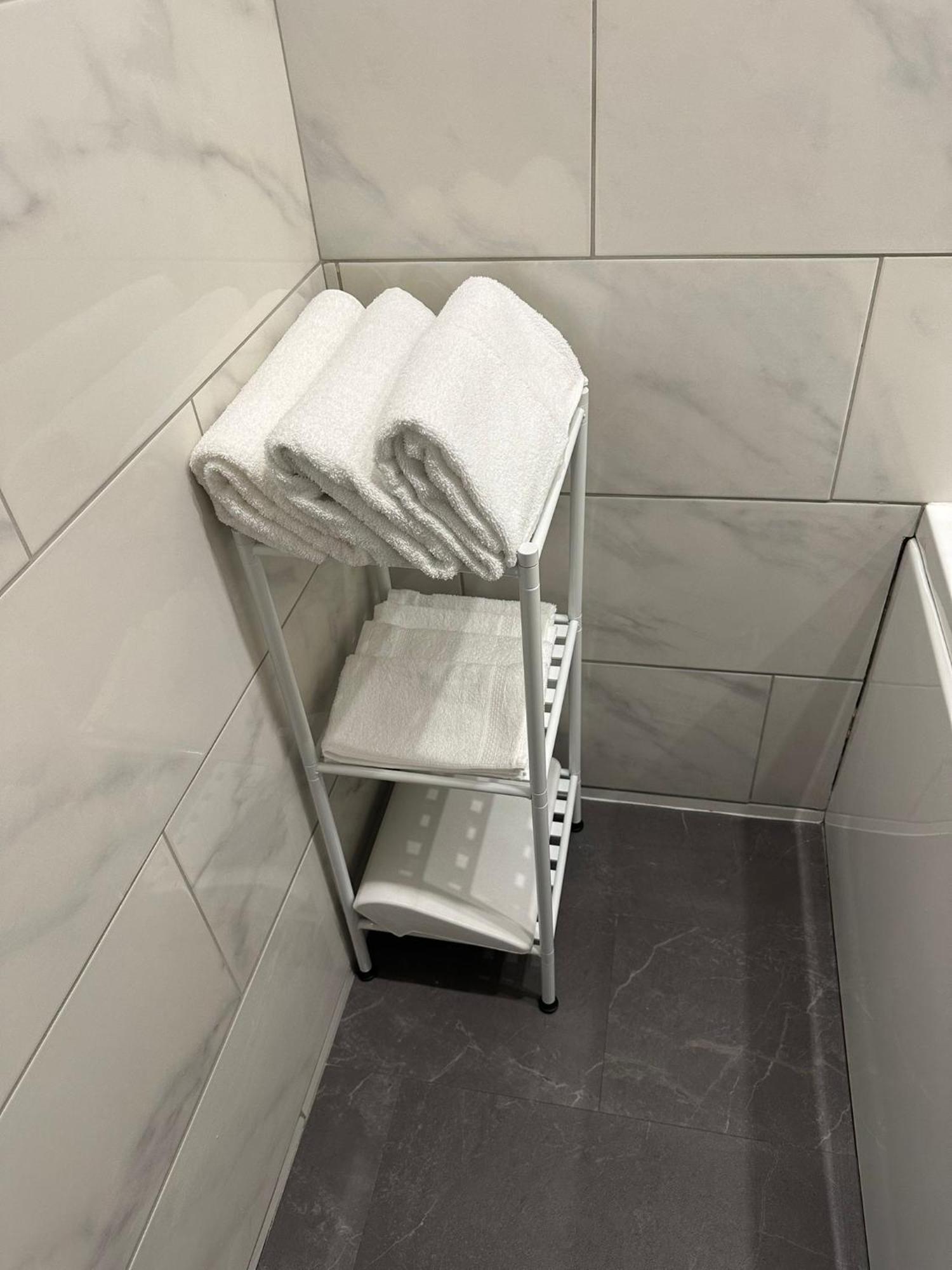 Studio Jaccuzzi A 2 Min Davignon Les Angles  المظهر الخارجي الصورة