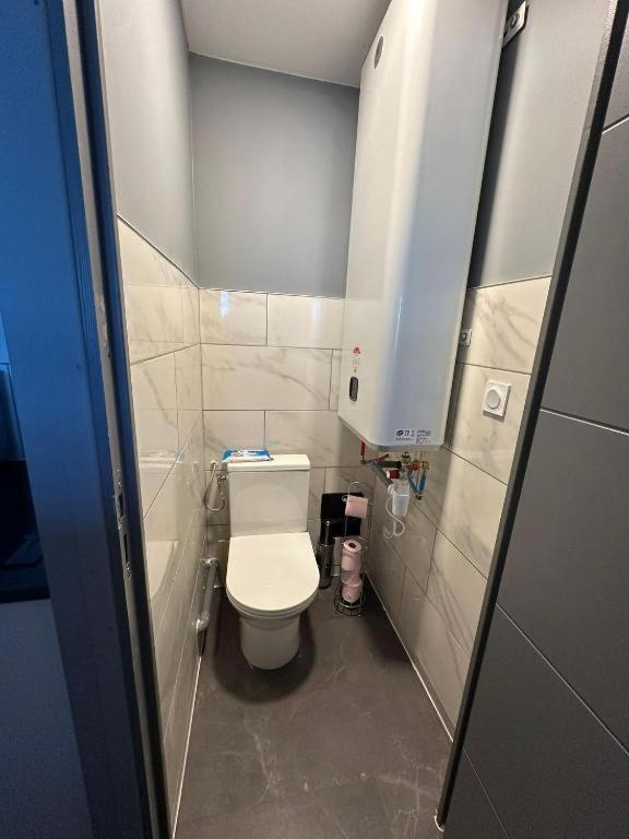Studio Jaccuzzi A 2 Min Davignon Les Angles  المظهر الخارجي الصورة